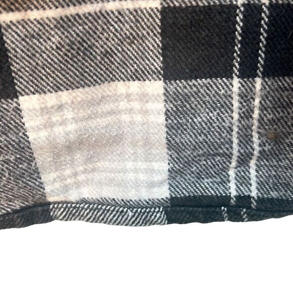 Trail's End Men's Black and White Plaid Button-Up Shirt Size Large - Picture 7 of 13